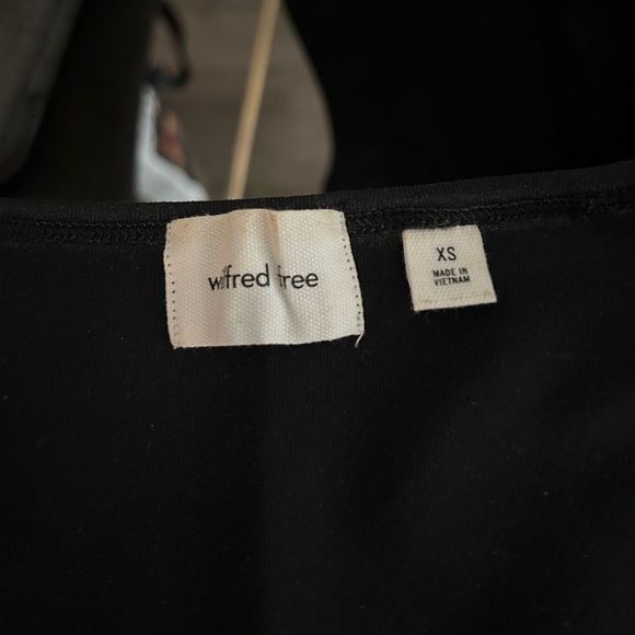 Aritzia Wilfred Romper - Picture 2 of 3